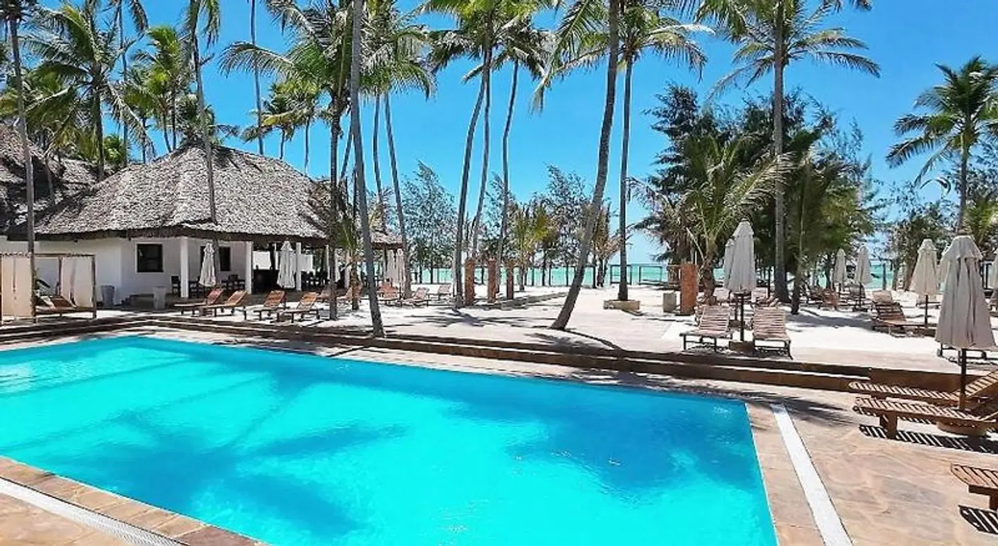 SBH Monica Zanzibar OUTDOOR_POOL