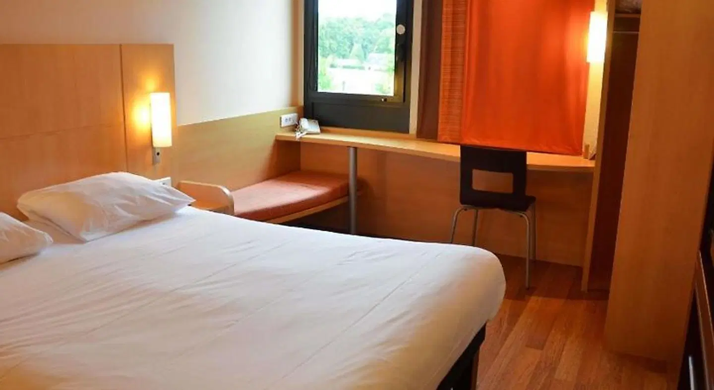 ibis Guingamp - Coeur de Bretagne ROOM_EXAMPLE