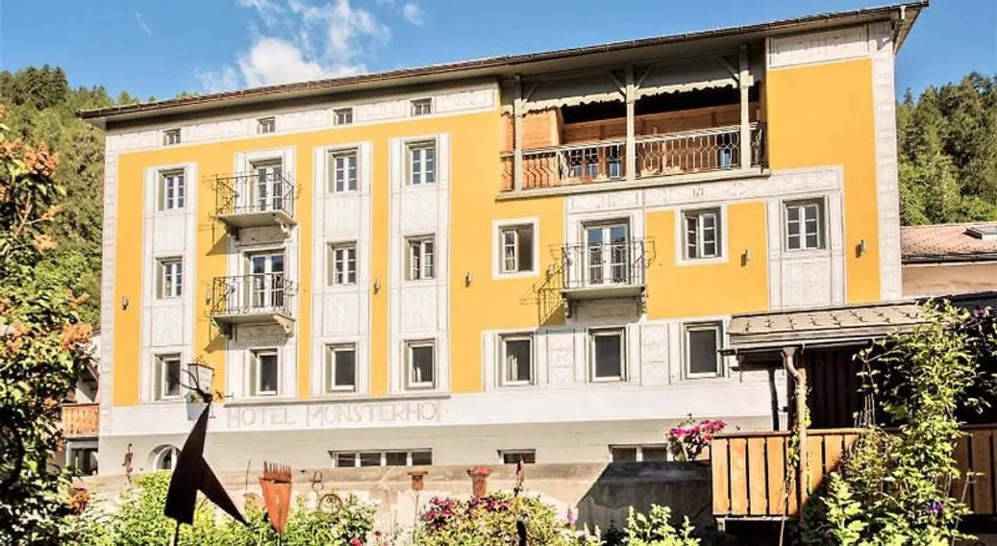 Münsterhof EXTERIOR