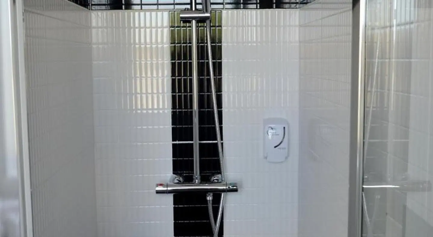 Le Grand Hotel BATHROOM