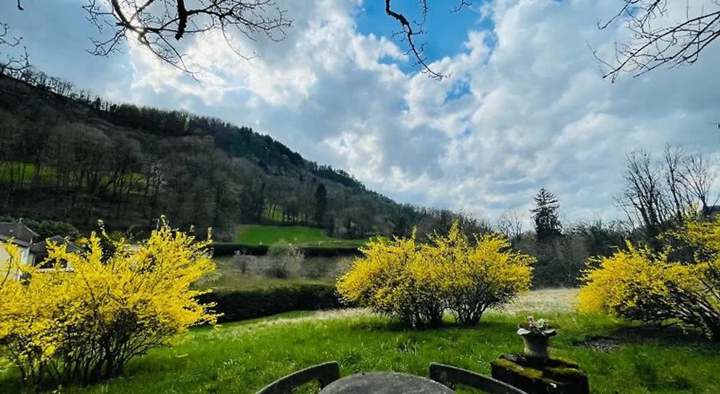 Hôtel de la Vallée Heureuse LANDSCAPE