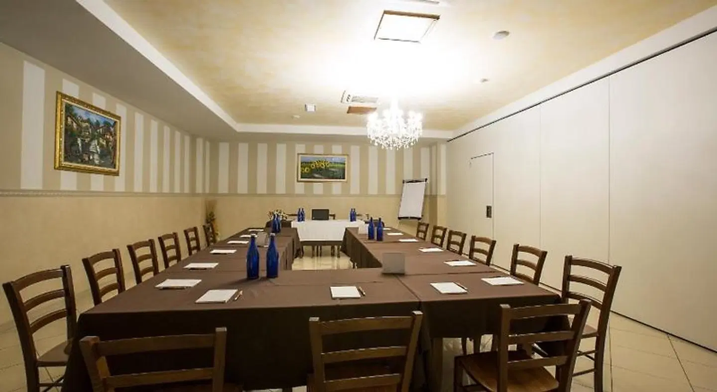 La Piana Hotel CONFERENCE