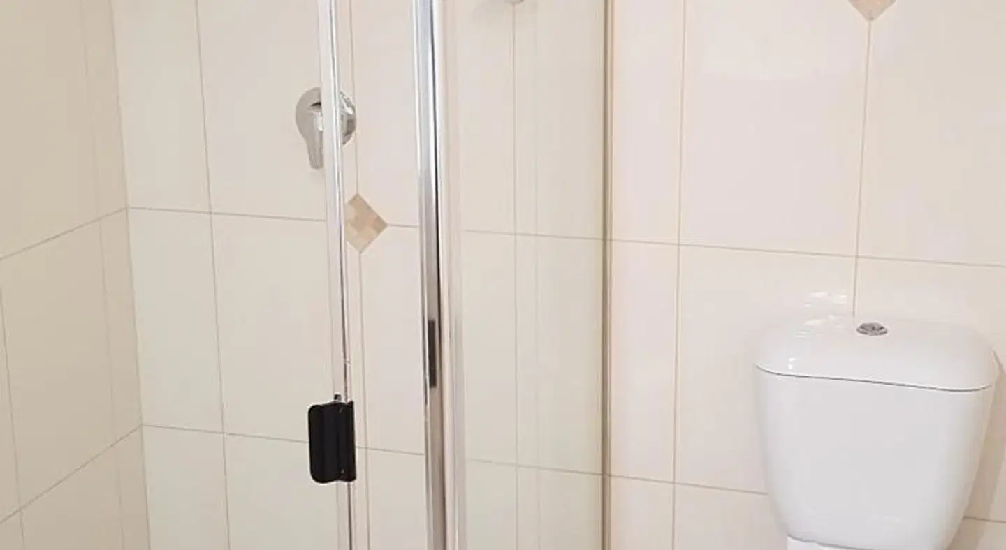 Nambour Heights Motel BATHROOM