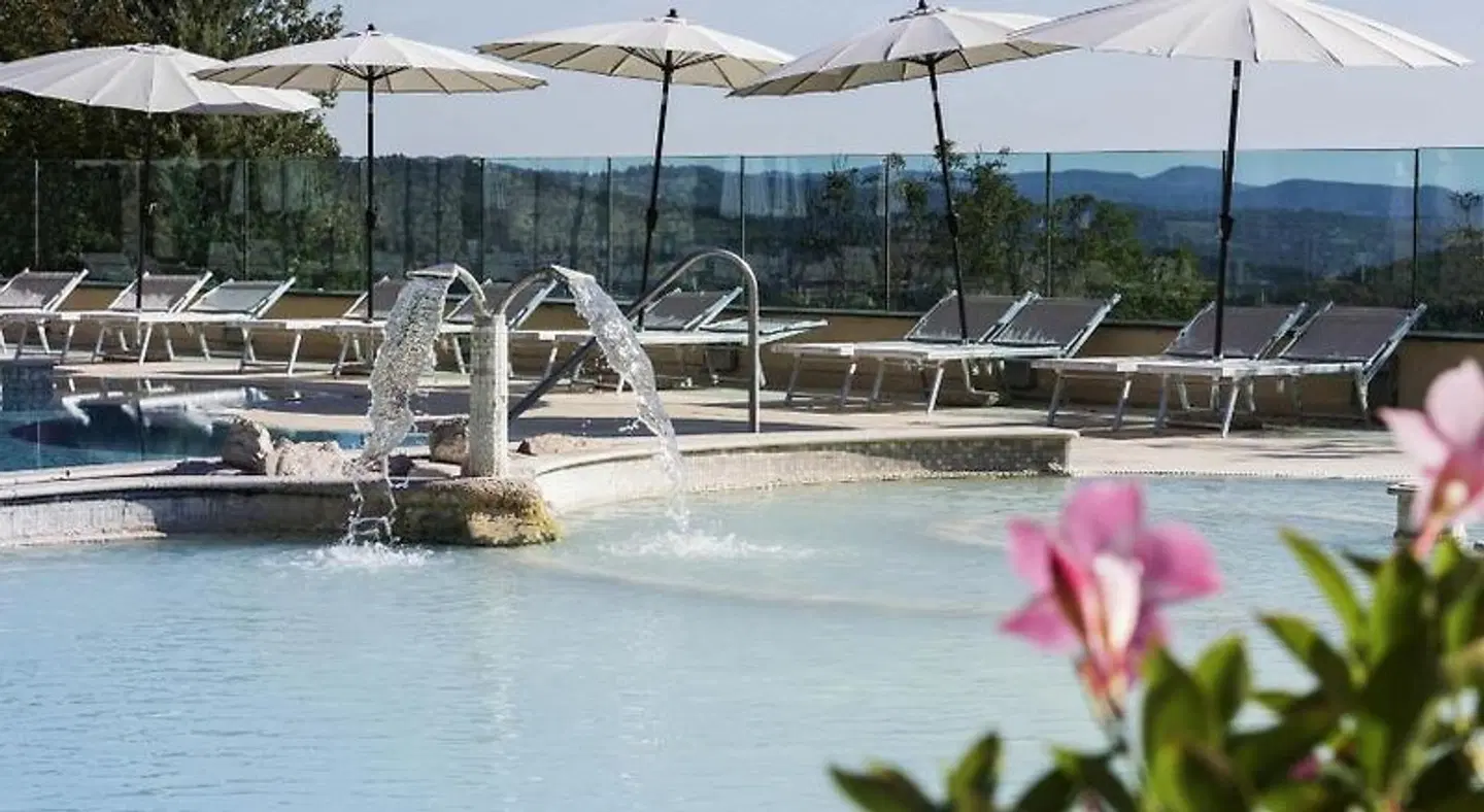 Mercure Petriolo Siena Terme Spa OUTDOOR_POOL