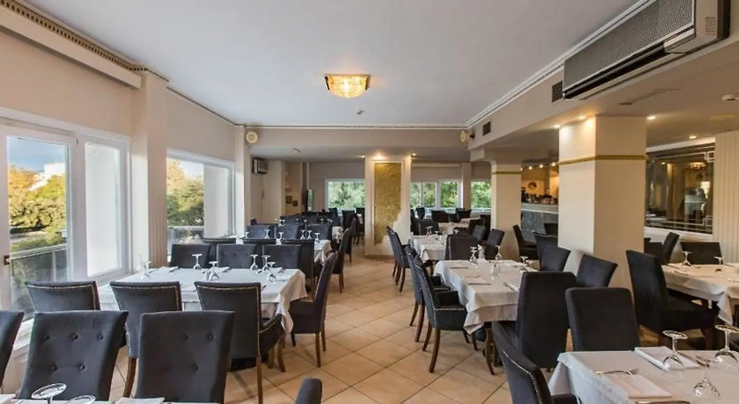 Achillion Hotel RESTAURANT