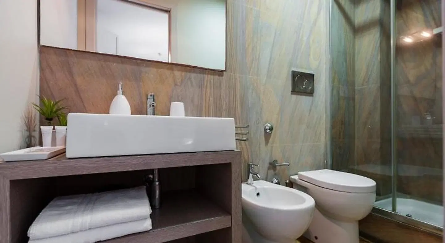 Ferrini Home - Via Monte Sant'Agata BATHROOM