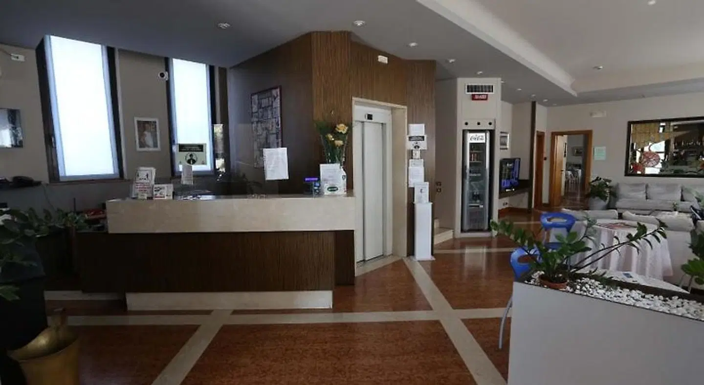 Roma LOUNGE_LOBBY