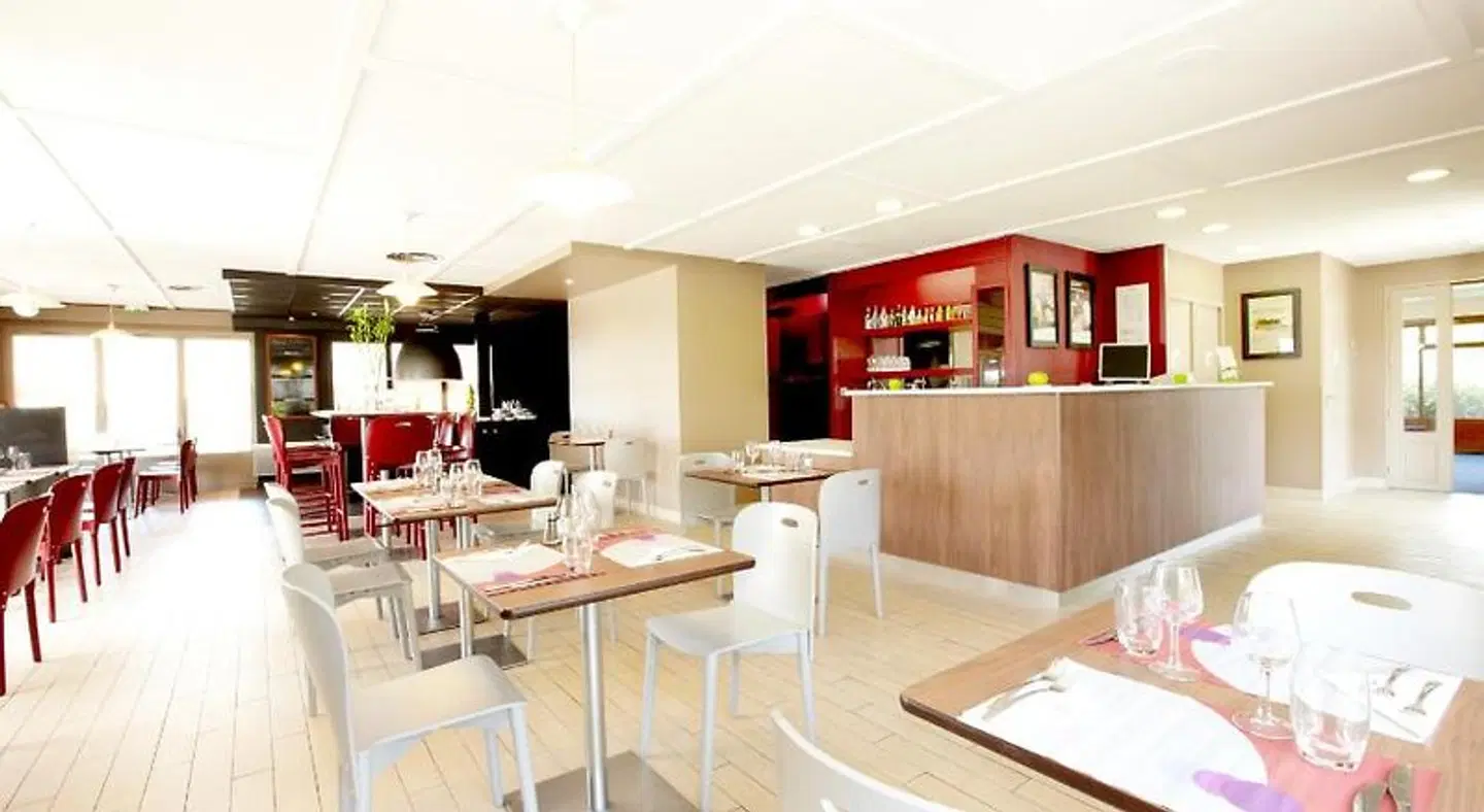 Campanile Salon De Provence RESTAURANT