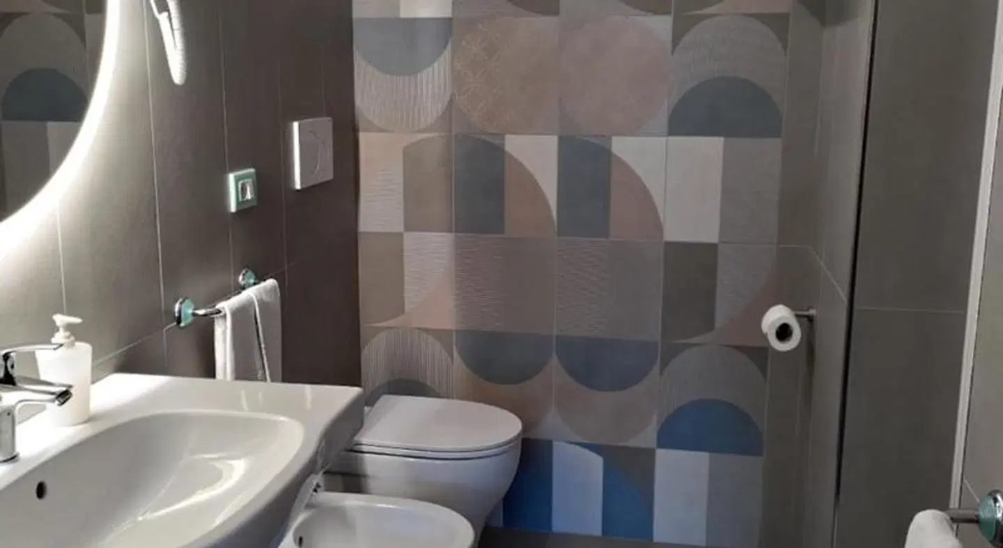 Hotel Imperiale BATHROOM