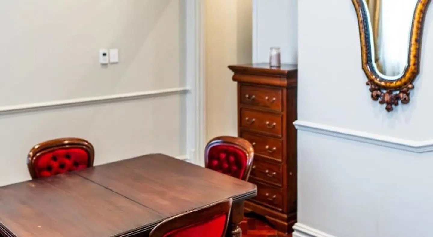 Monarch Hotel ROOM_EXAMPLE