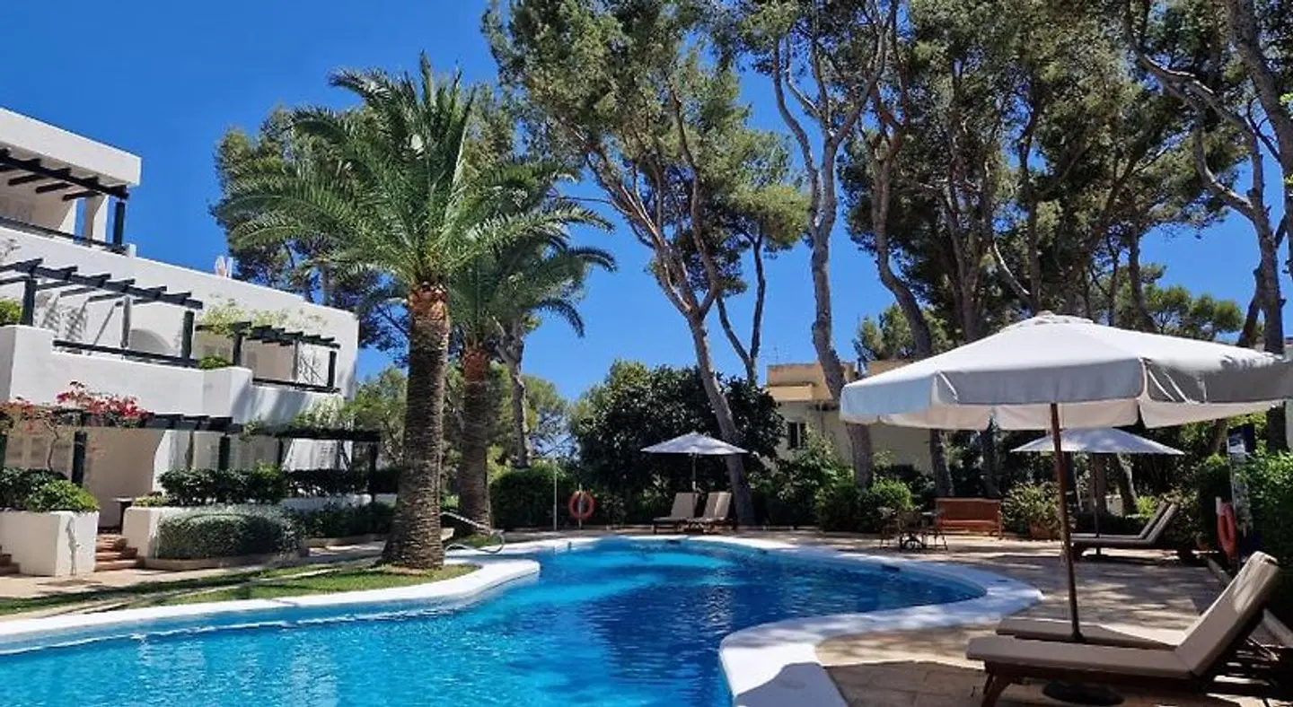 Los Tilos OUTDOOR_POOL