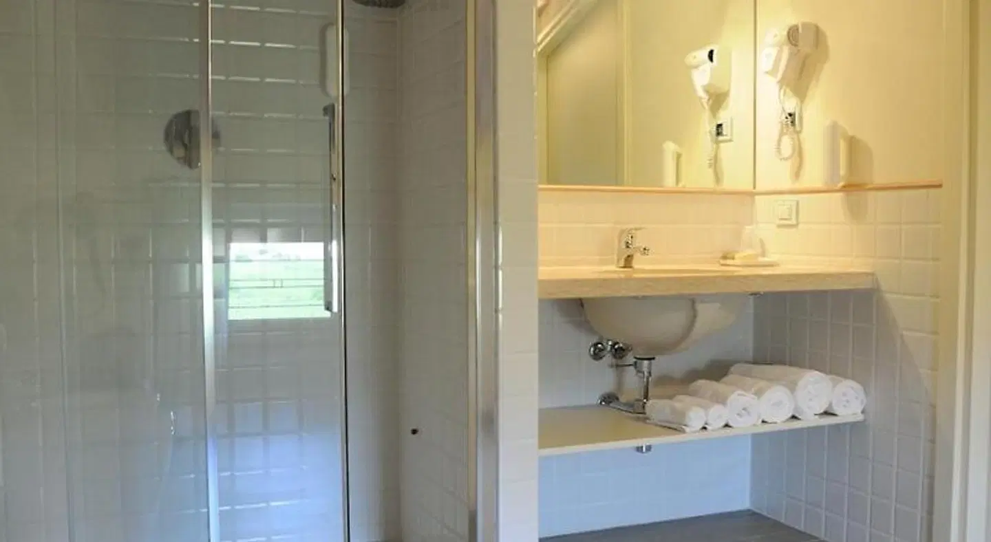 Villa Moron BATHROOM