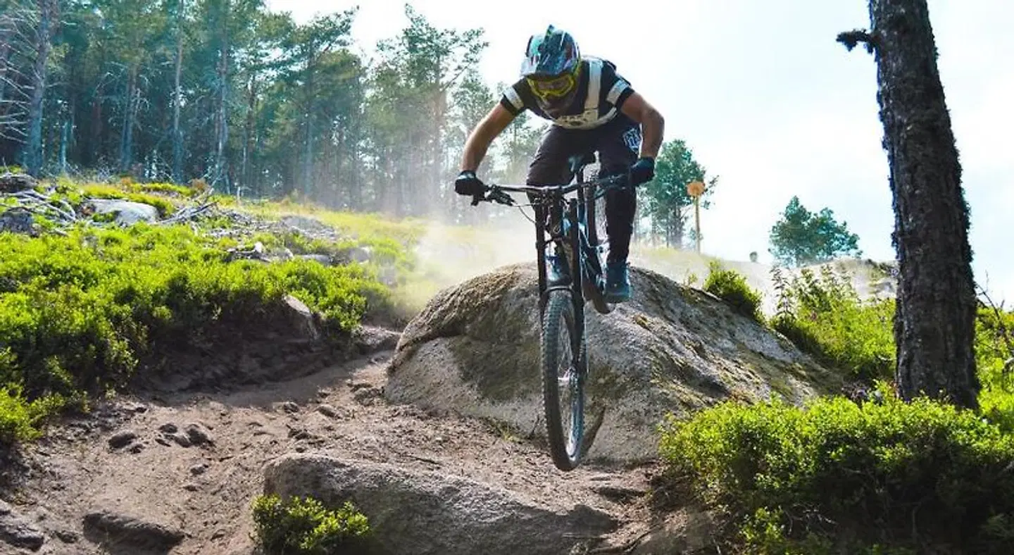 Manzaneda Estación de Montaña SPORTS_AND_LEISURE