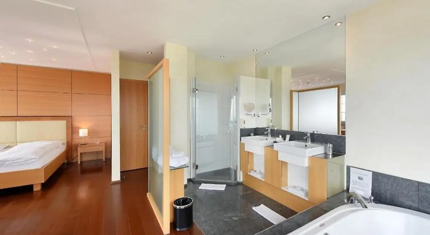 Hotel & Restaurant Uto Kulm BATHROOM