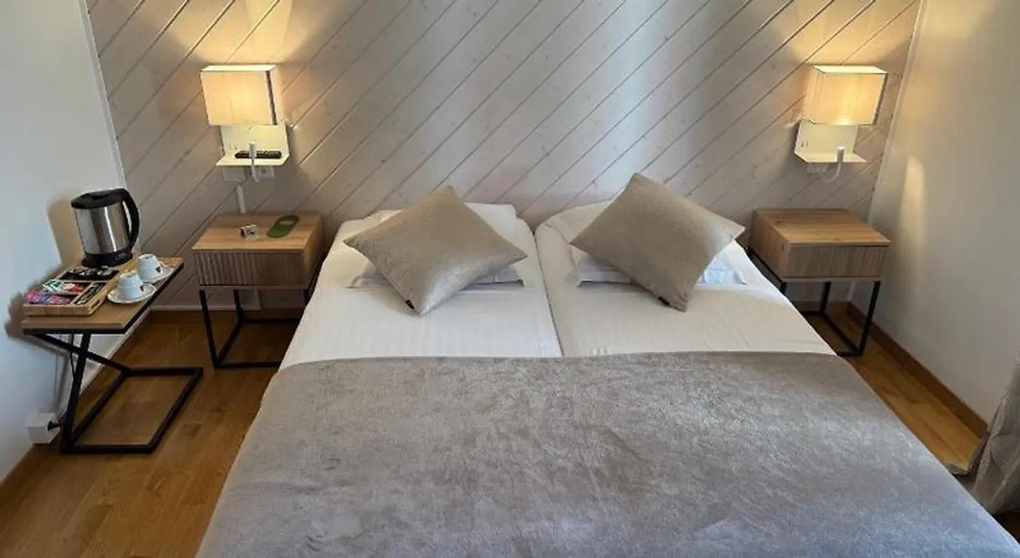 De la Place ROOM_EXAMPLE