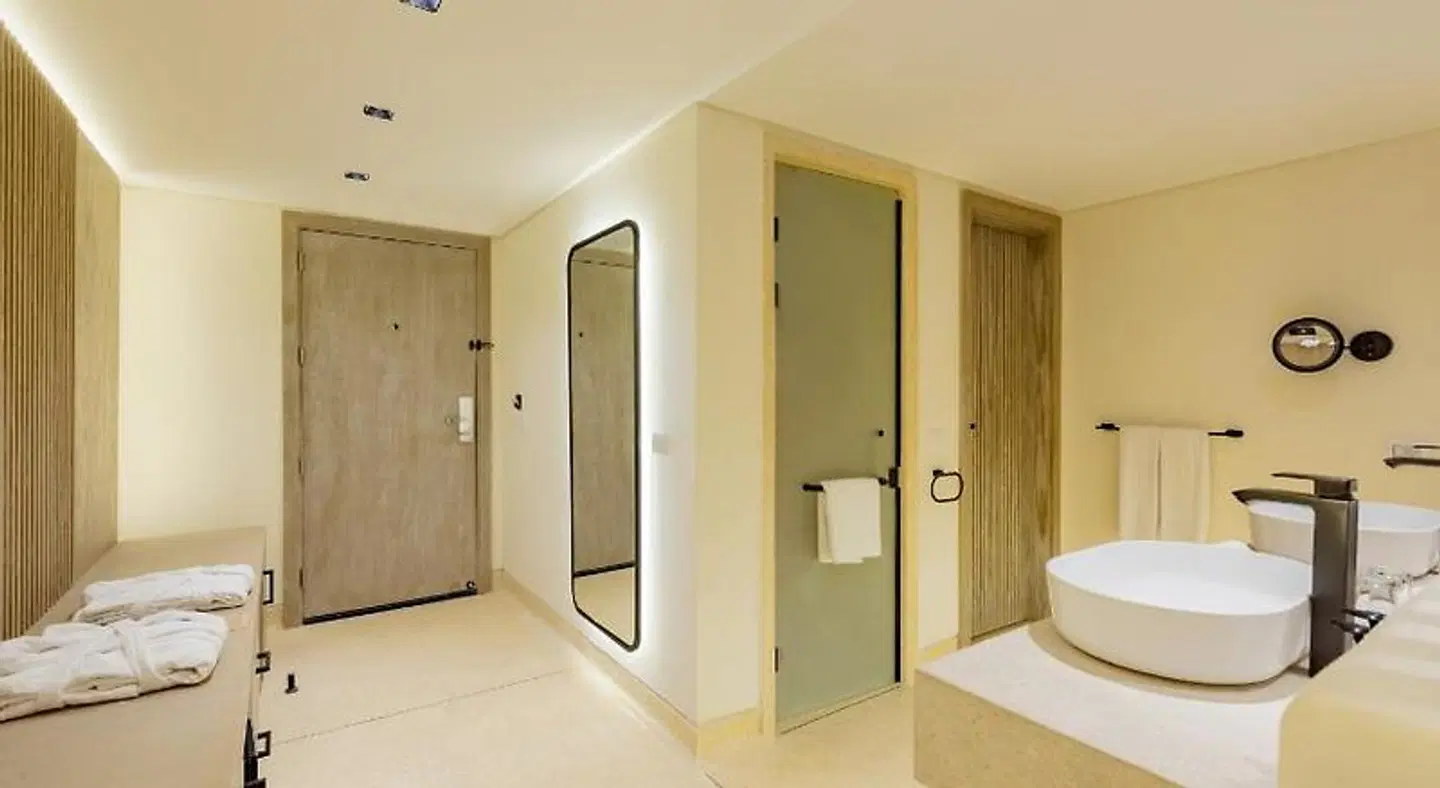 SUNRISE Anjum Resort BATHROOM