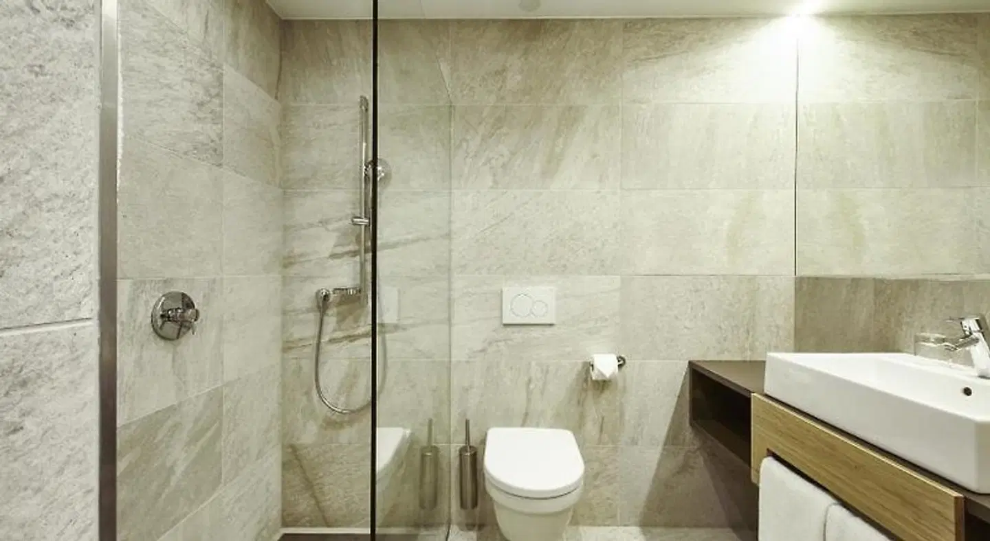 Obermoosburg BATHROOM