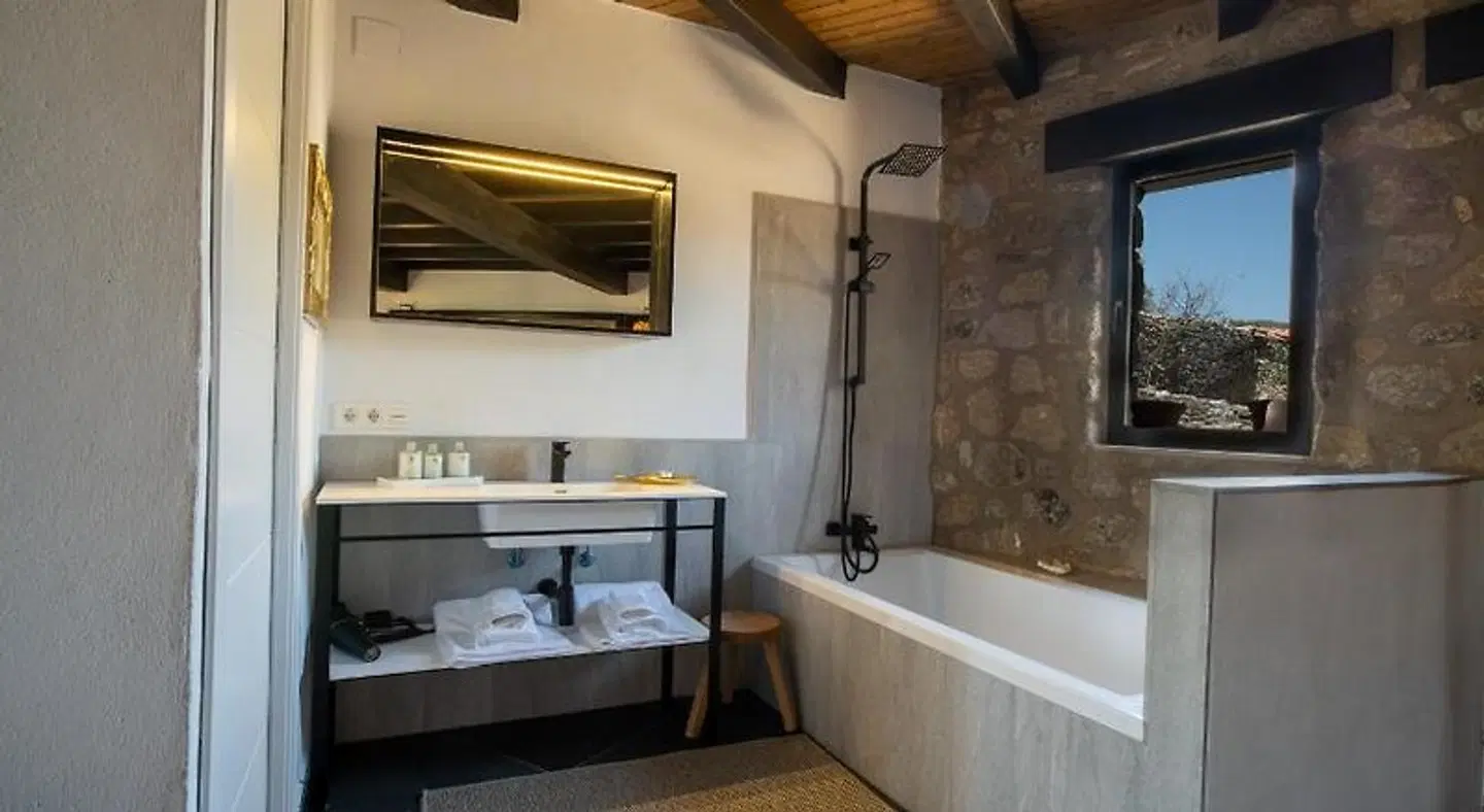 Aqua et Oleum Hotel BATHROOM