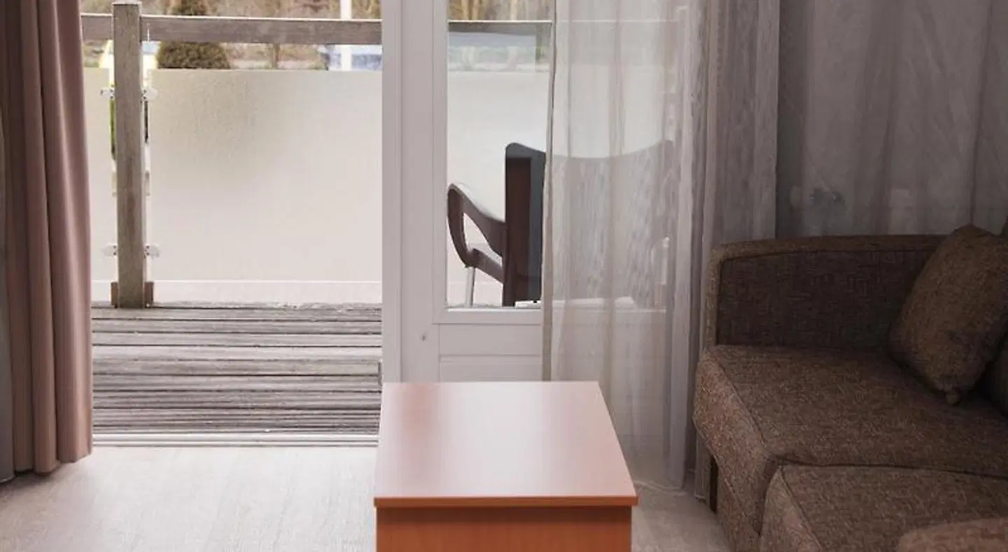 Beach Hotel ROOM_EXAMPLE