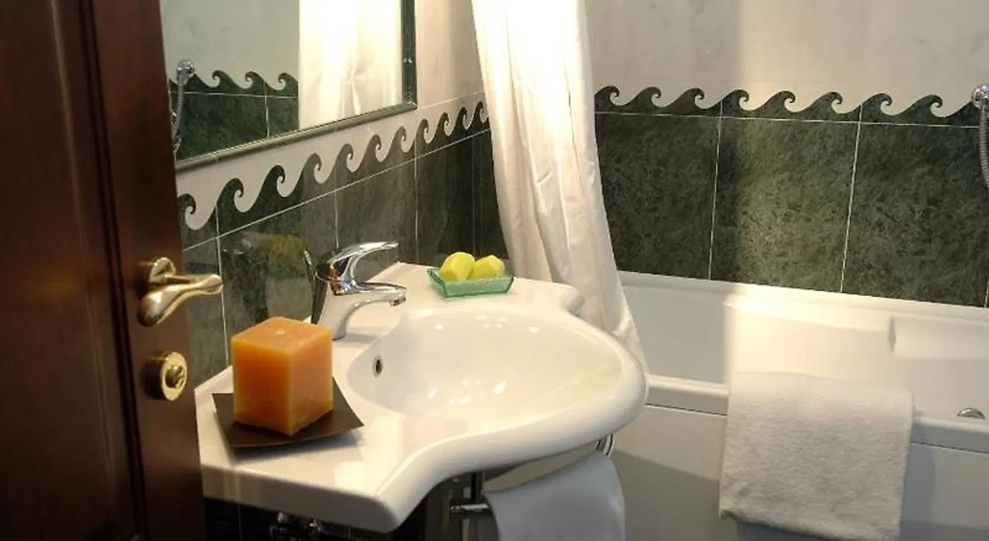 Palazzo Vecchio BATHROOM