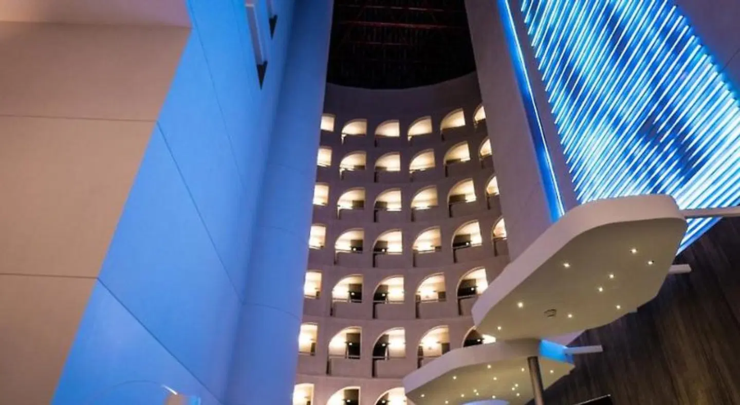 Radisson Blu Lyon EXTERIOR