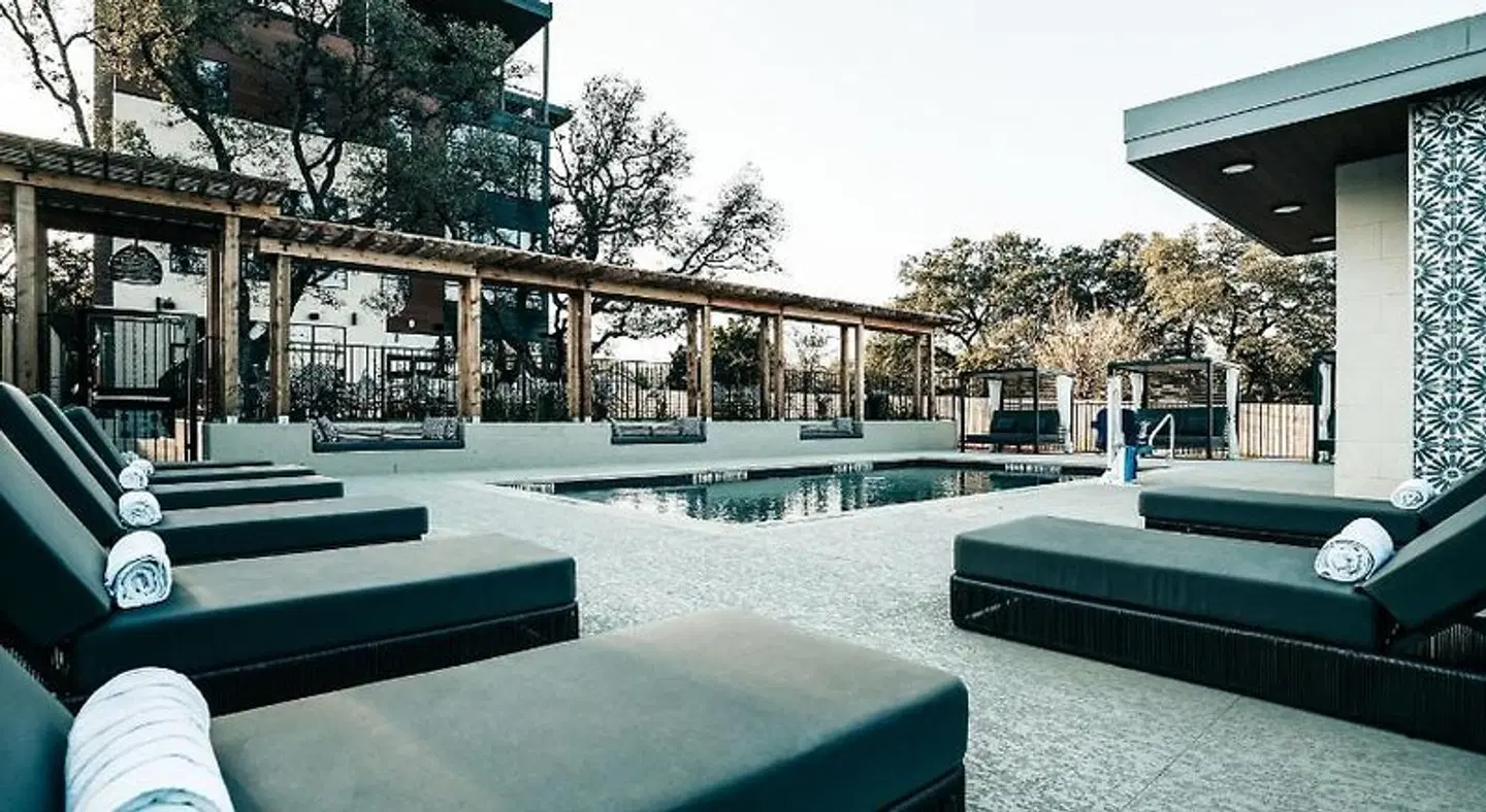 Colton House Hotel OUTDOOR_POOL