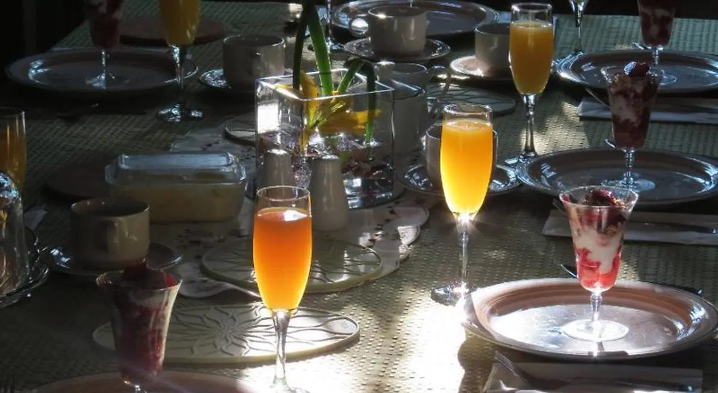 Phoenix House B&B BAR