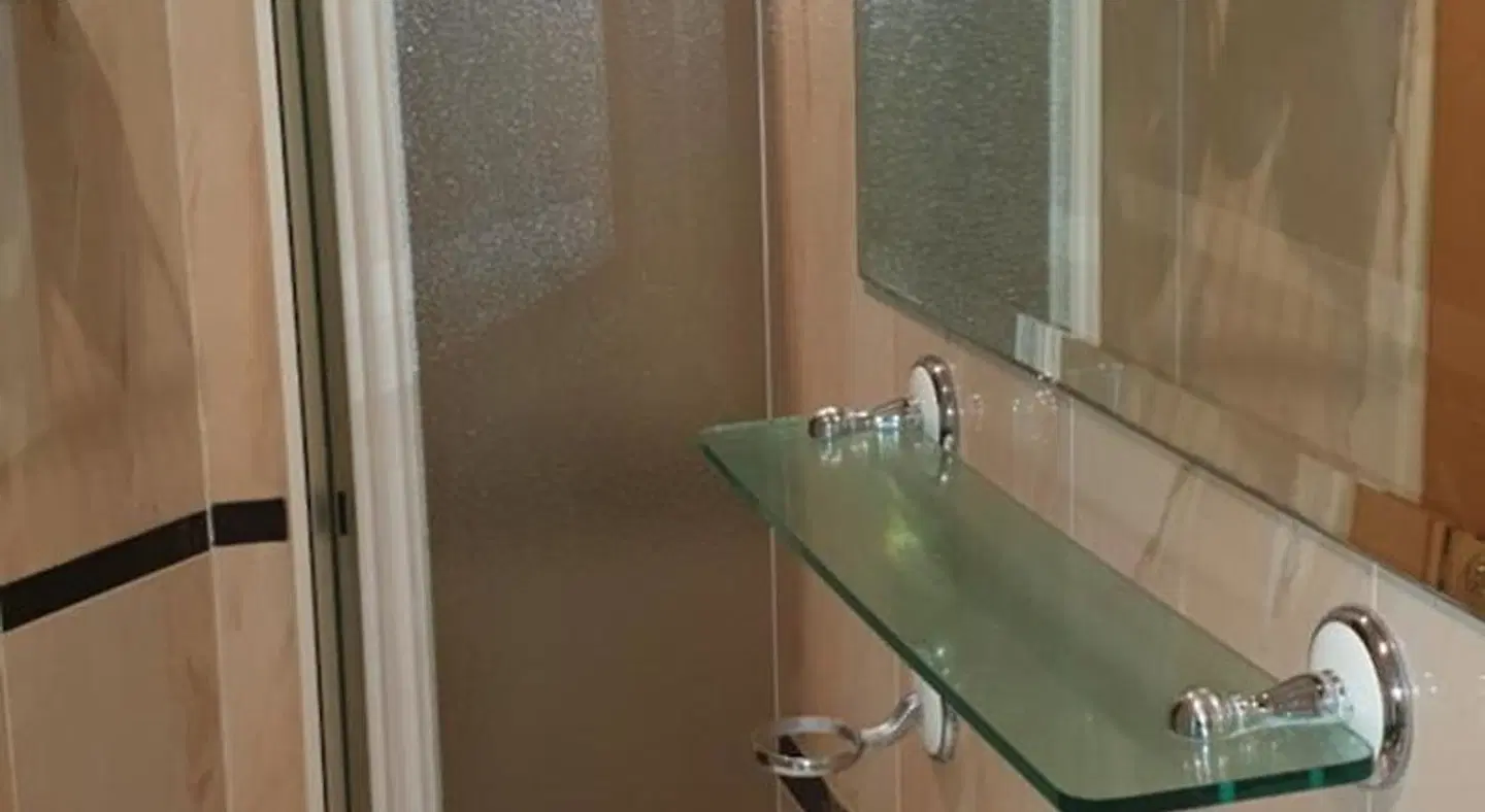 Hotel Ginevra BATHROOM