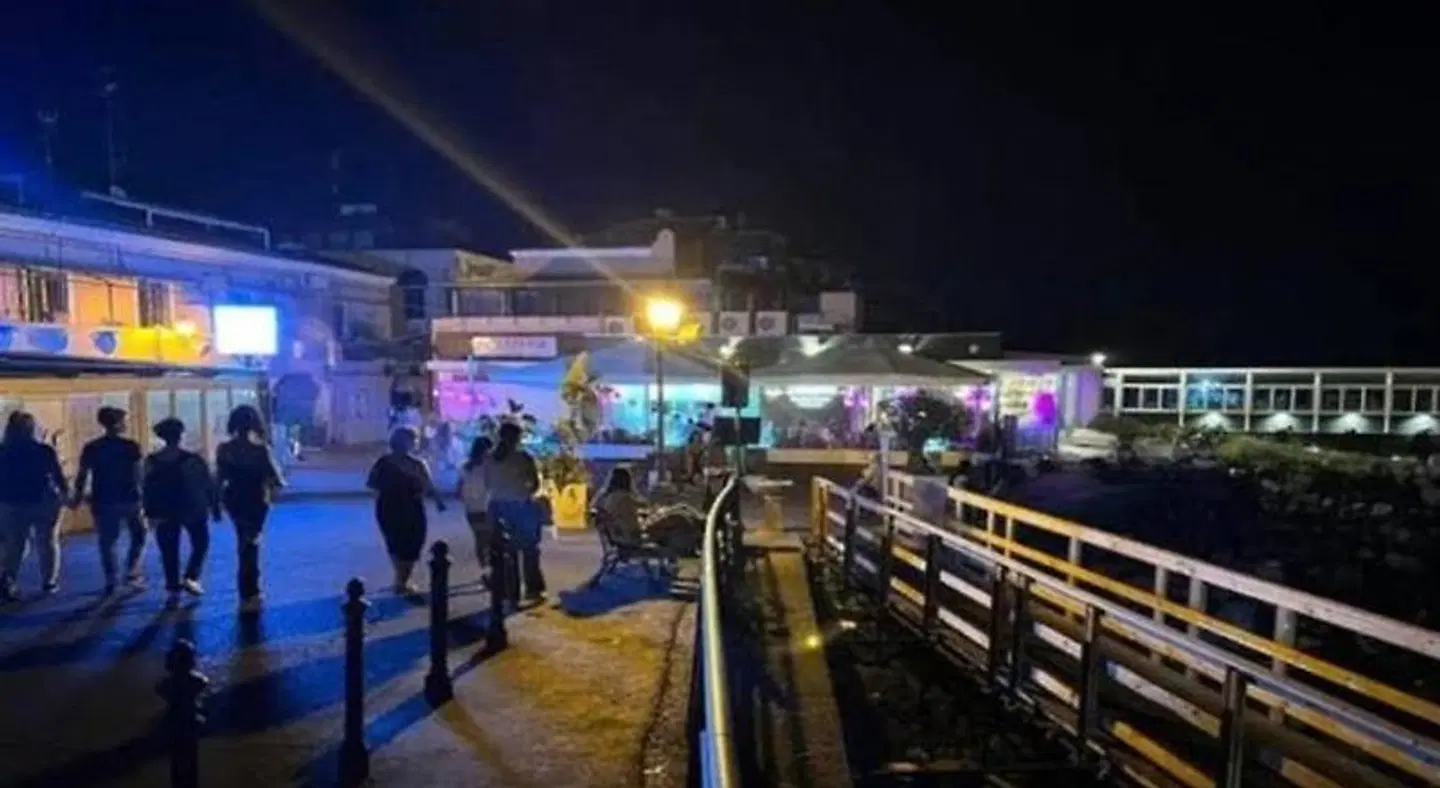 Bed and Breakfast Hotei BAR