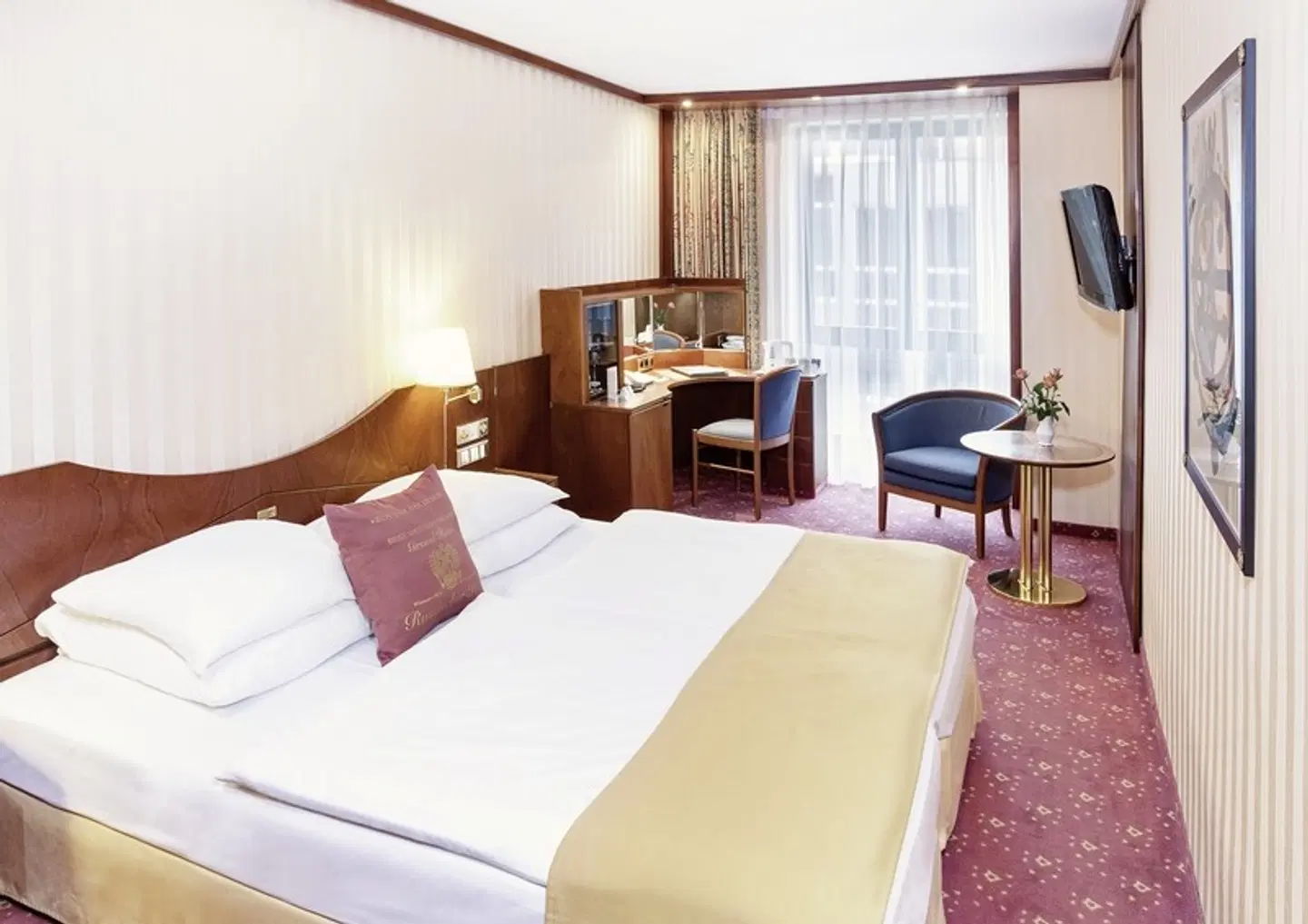 Best Western Premier Grand Hotel Russischer Hof ROOM_EXAMPLE