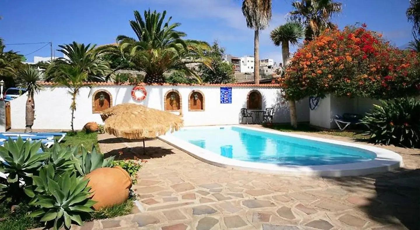 Finca el Castillo OUTDOOR_POOL