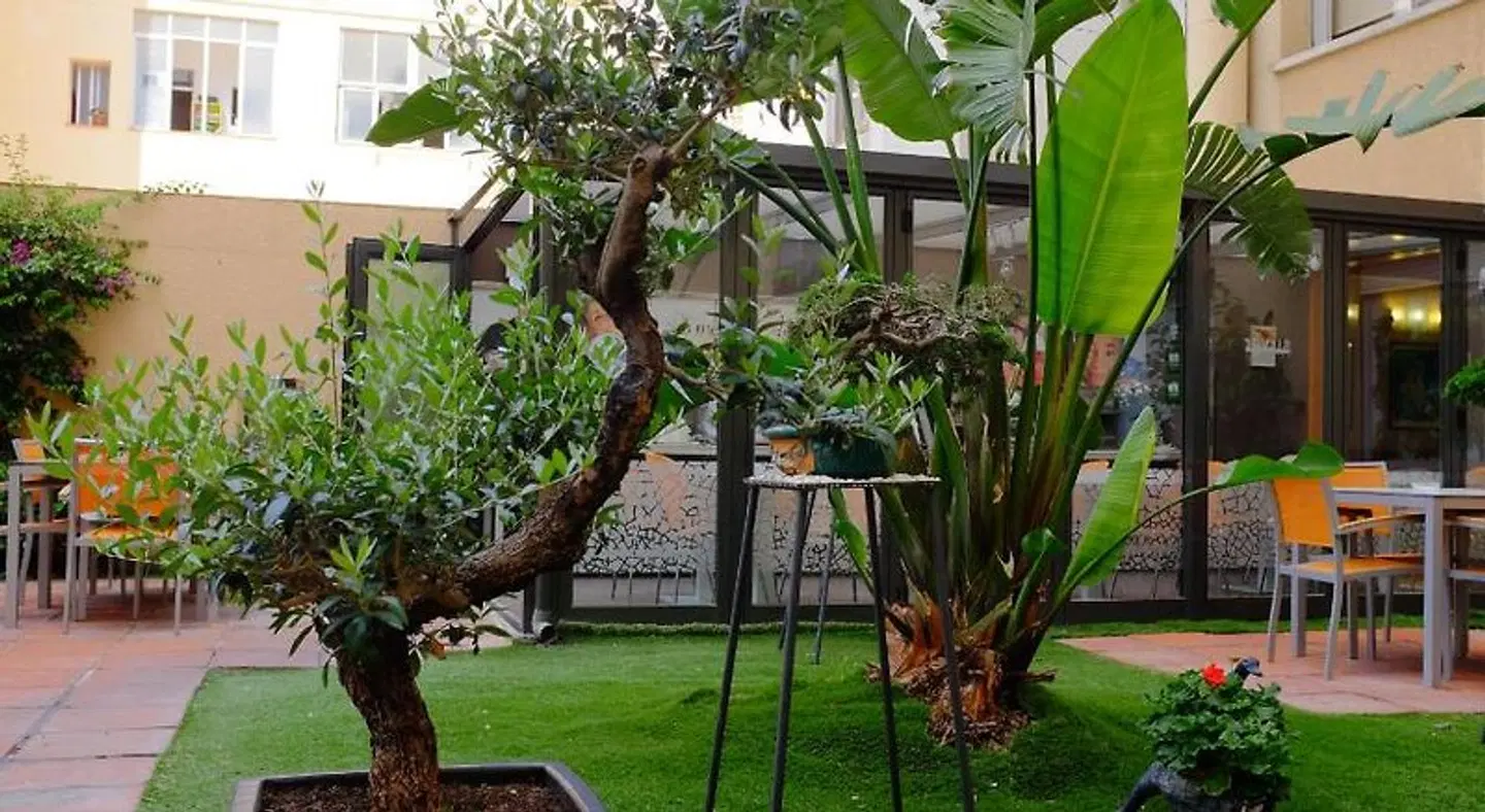 Aparthotel Silver GARDEN