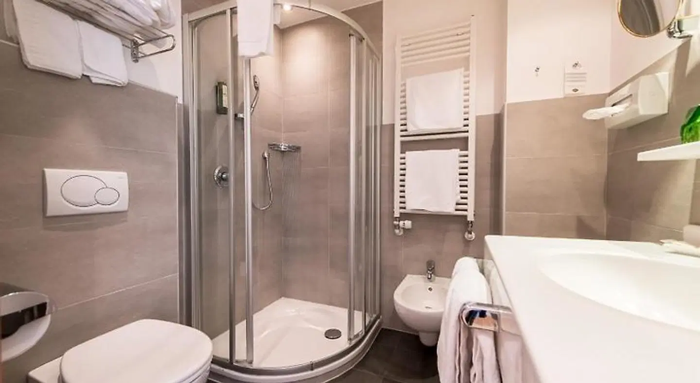 Kronplatz-Resort Hotel Kristall BATHROOM