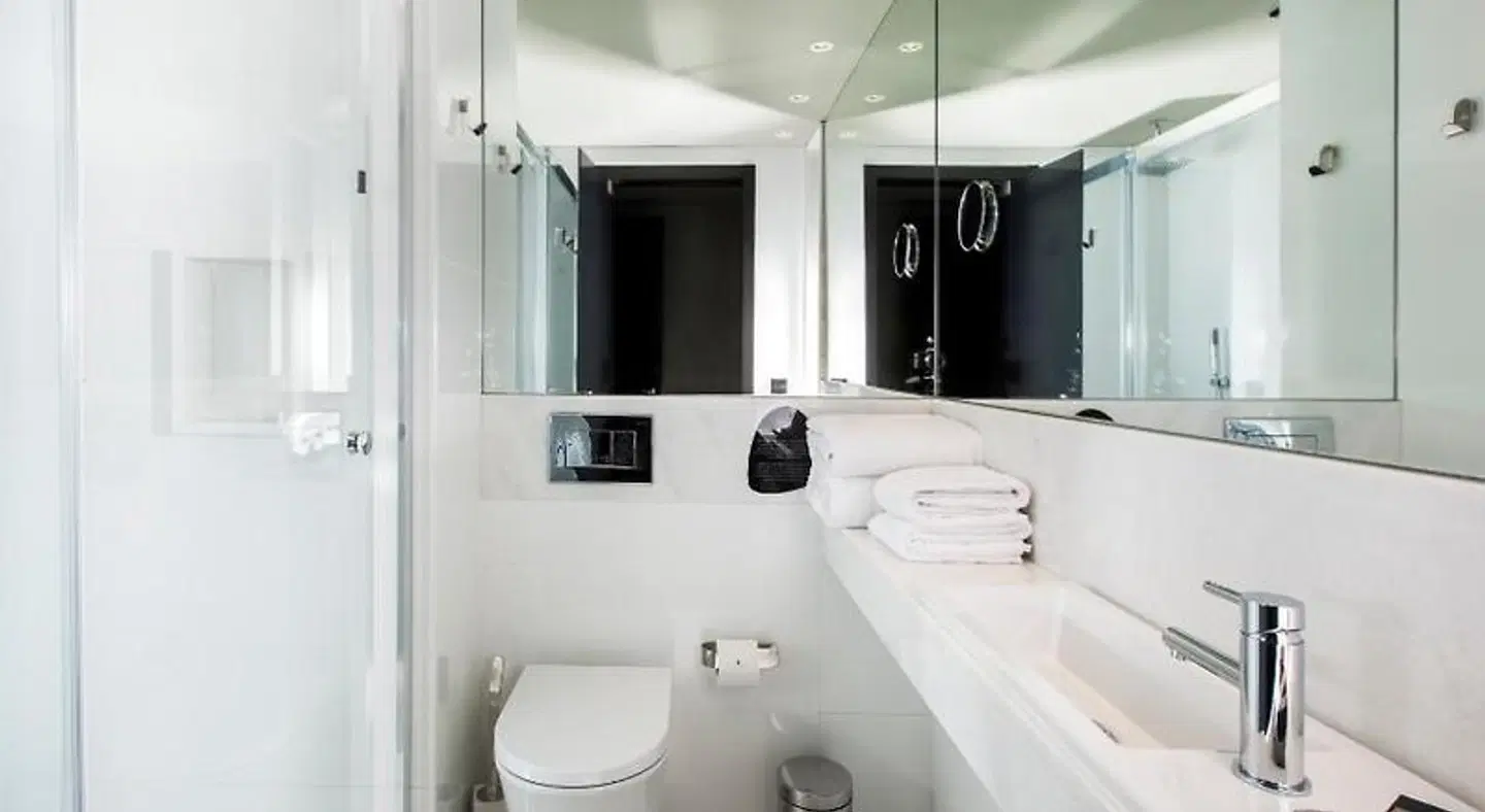 Vitoria Stone BATHROOM