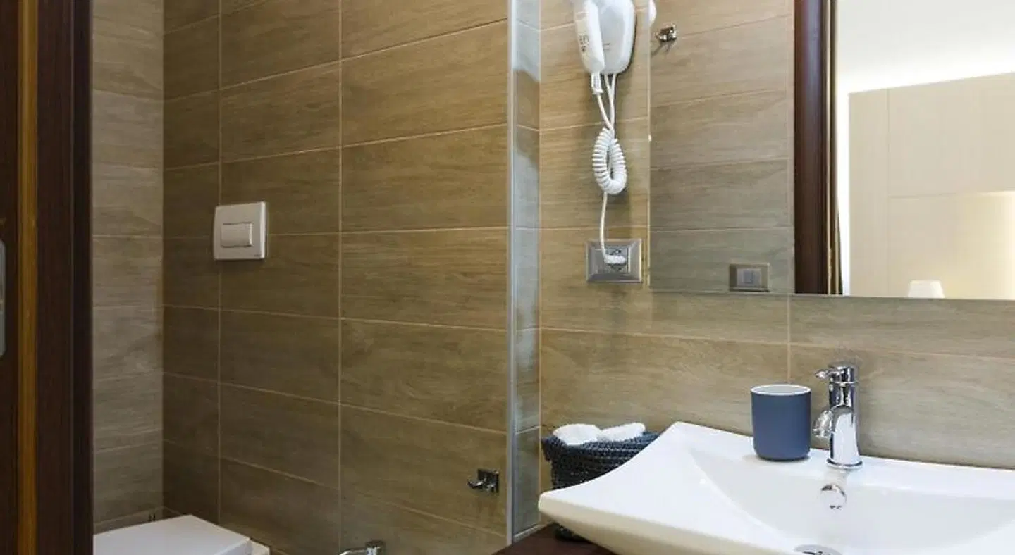 Domus Terenzio BATHROOM