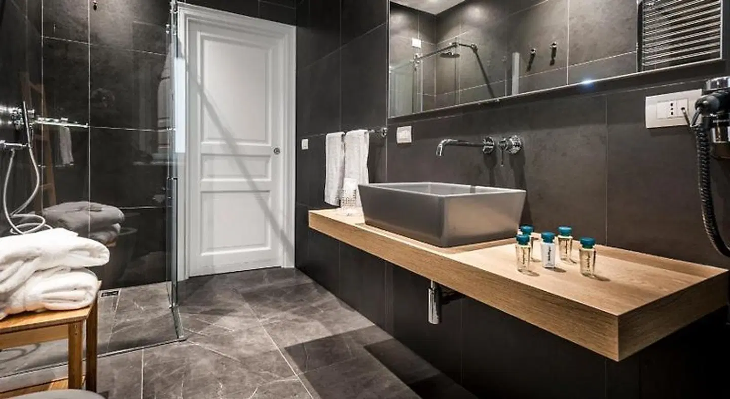 Palazzo Natoli Boutique Hotel BATHROOM
