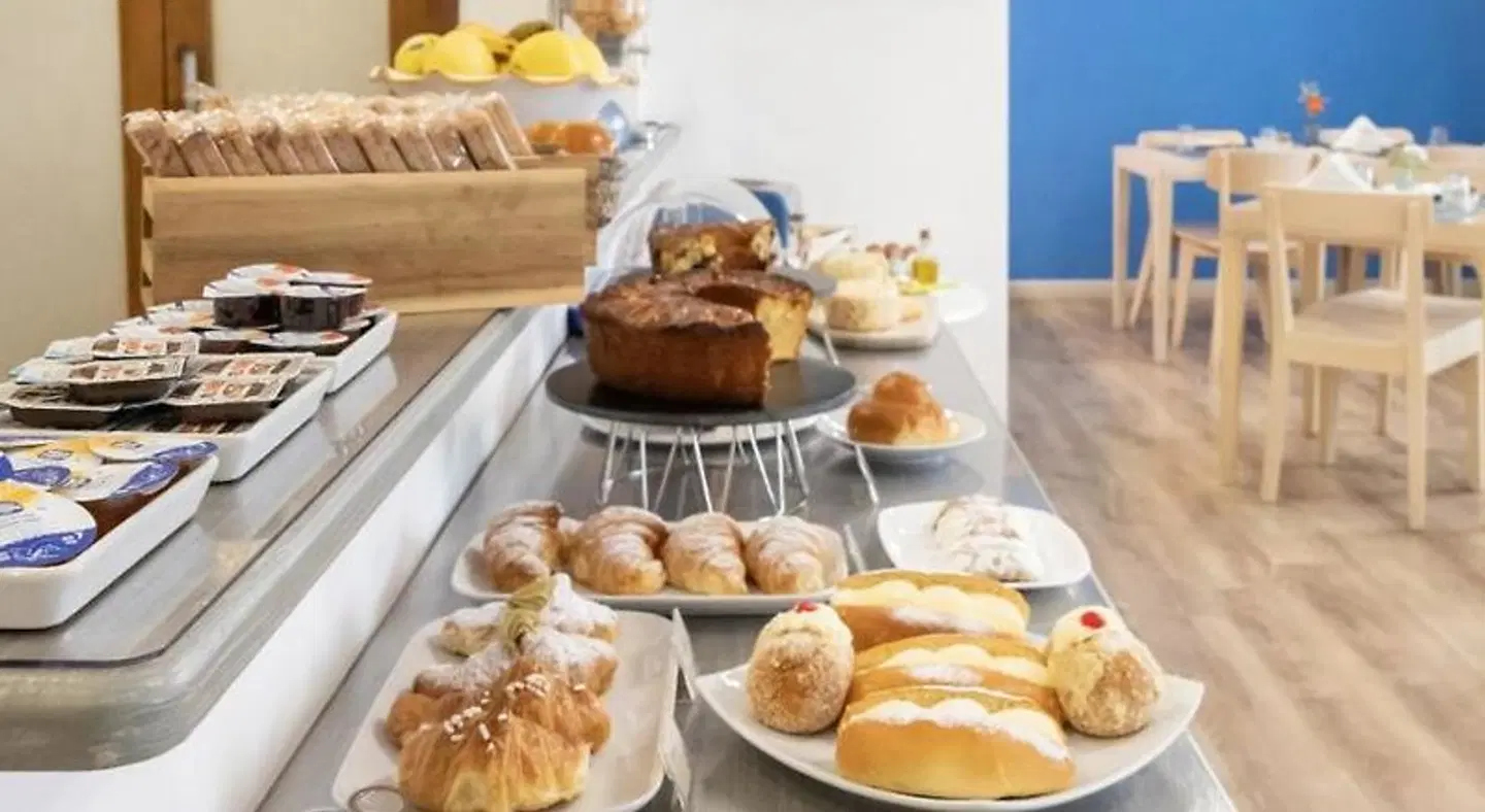 Garibaldi R&B RESTAURANT