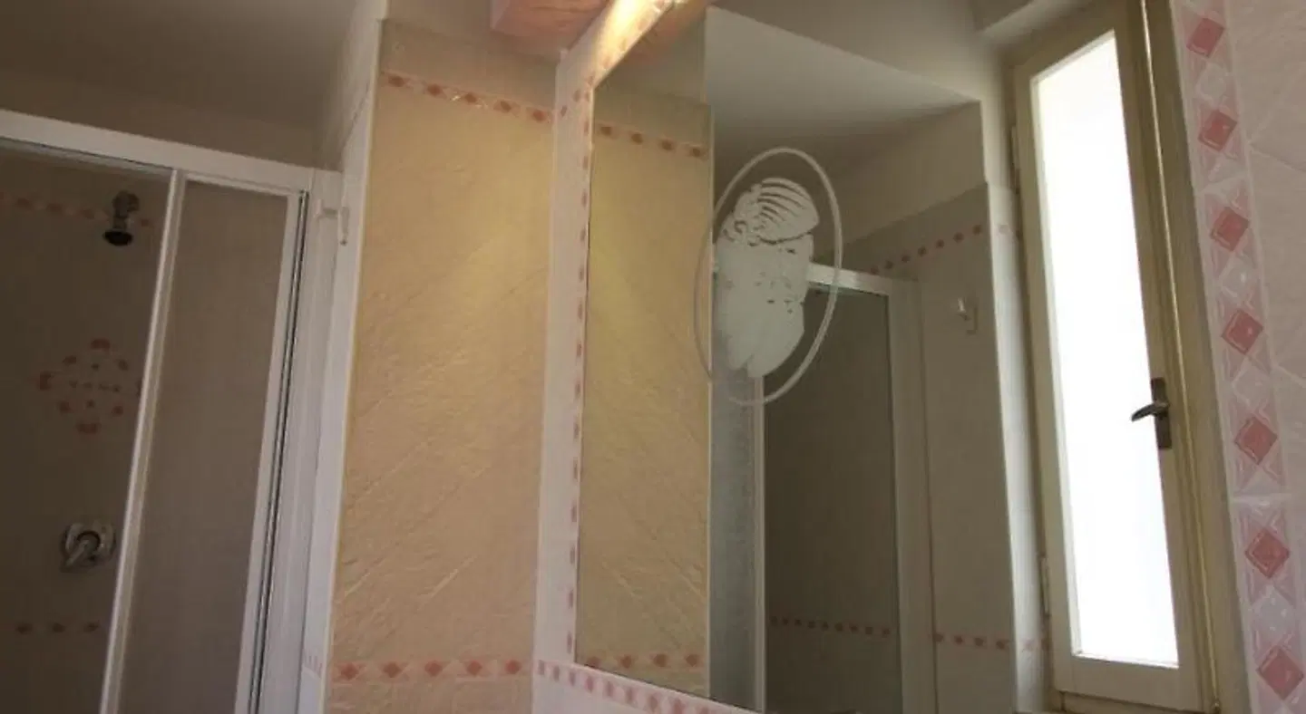 Villa Itala BATHROOM