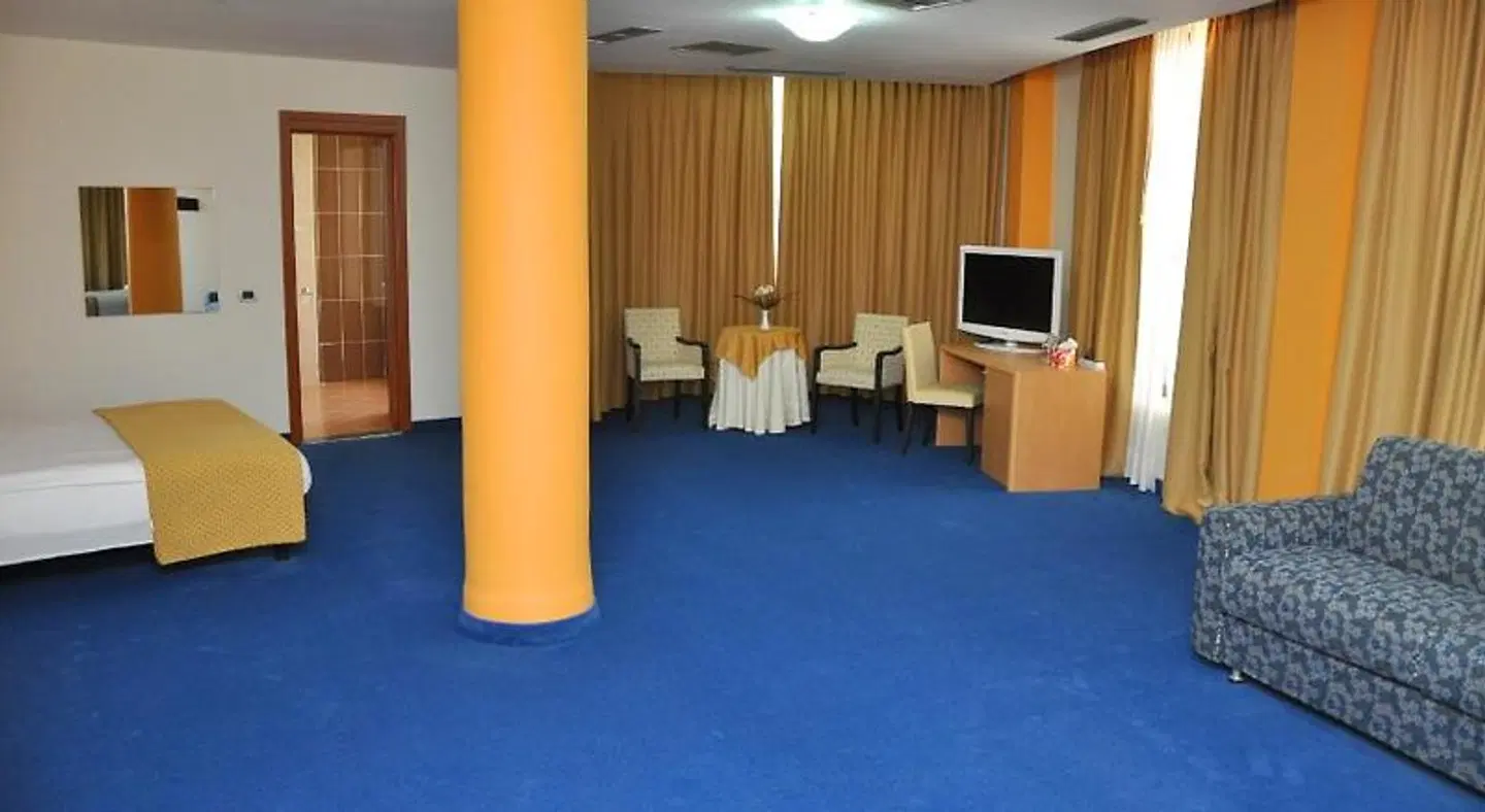 Hotel Airport Tirana ROOM_EXAMPLE