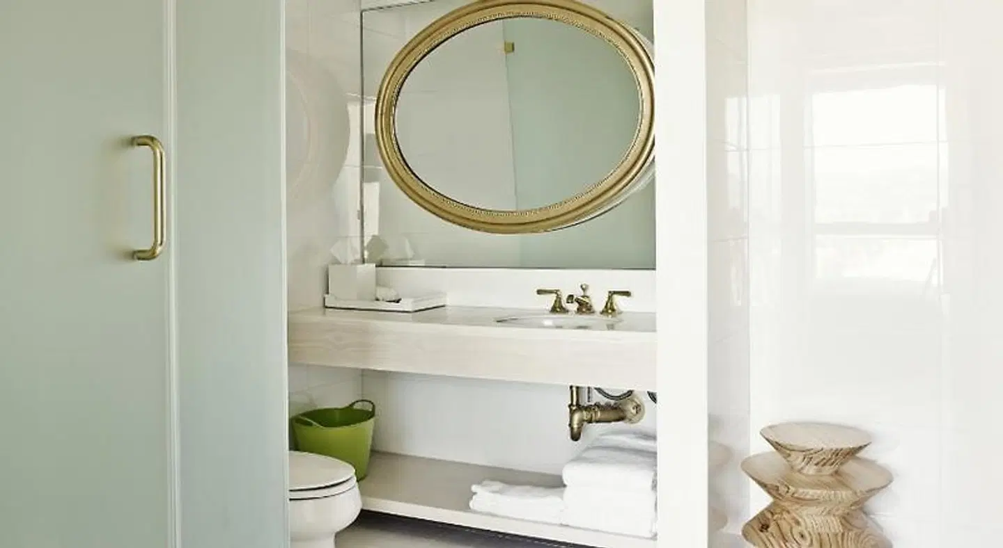 The LINE Hotel BATHROOM