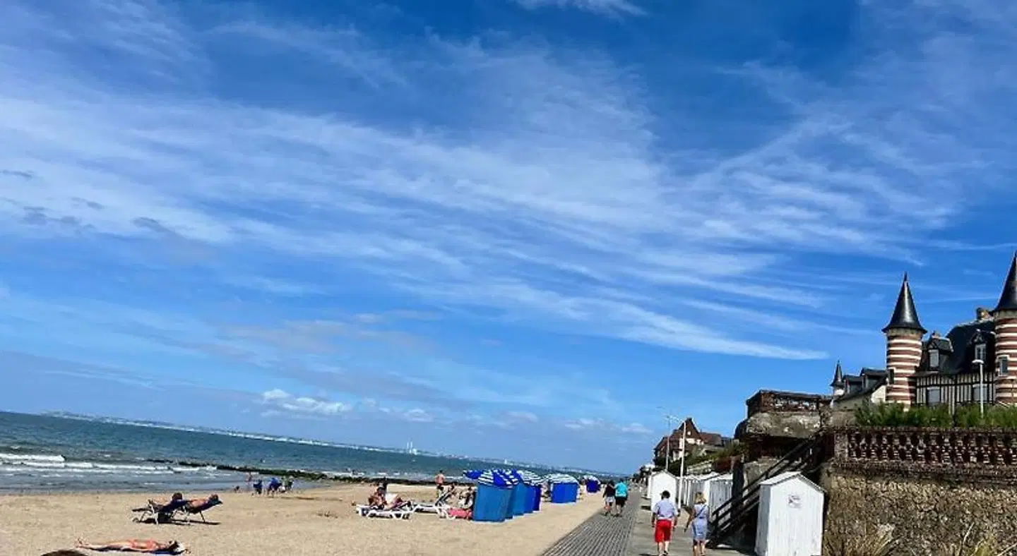 Villa Oiseau Bleu proche de la plage et de Deauville BEACH