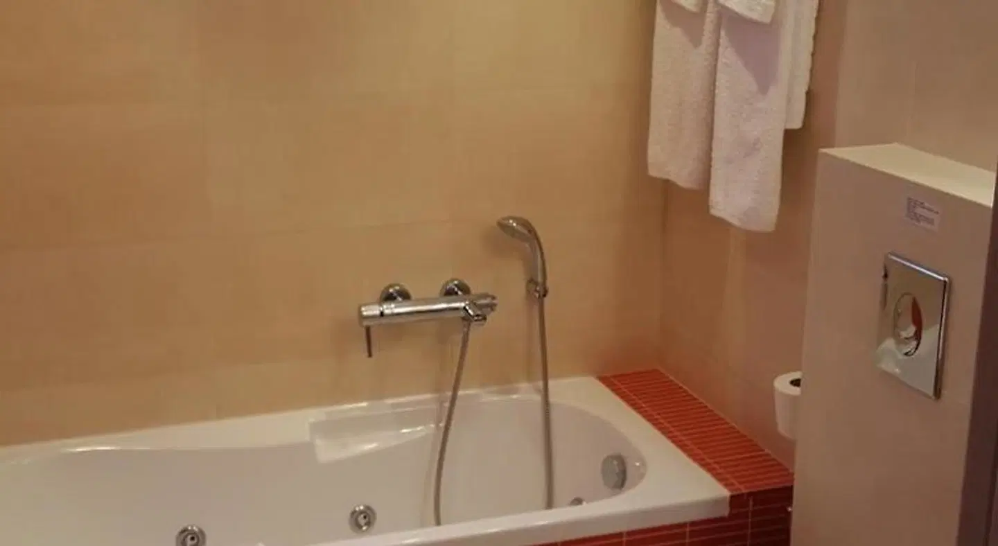 Sea Sight Boutique Hotel BATHROOM