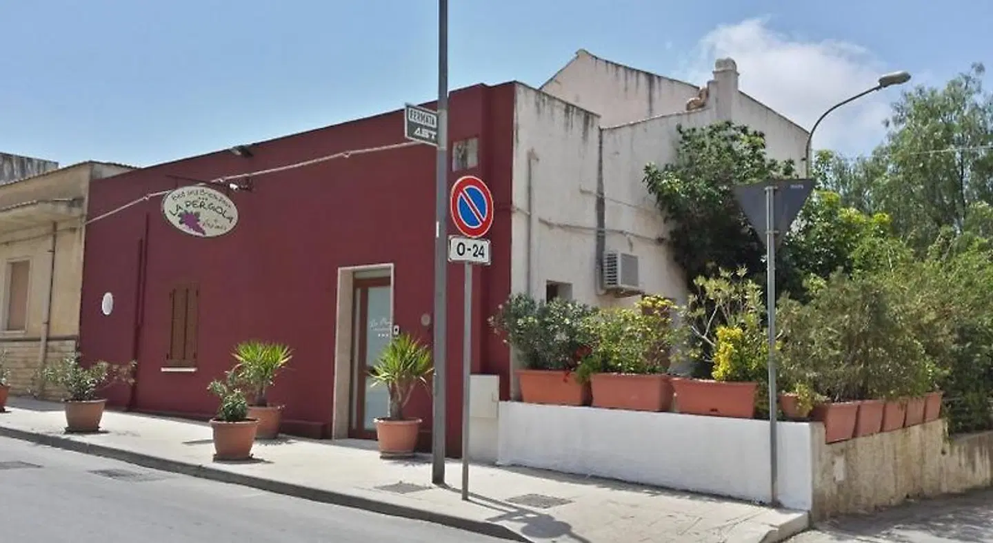 La Pergola EXTERIOR