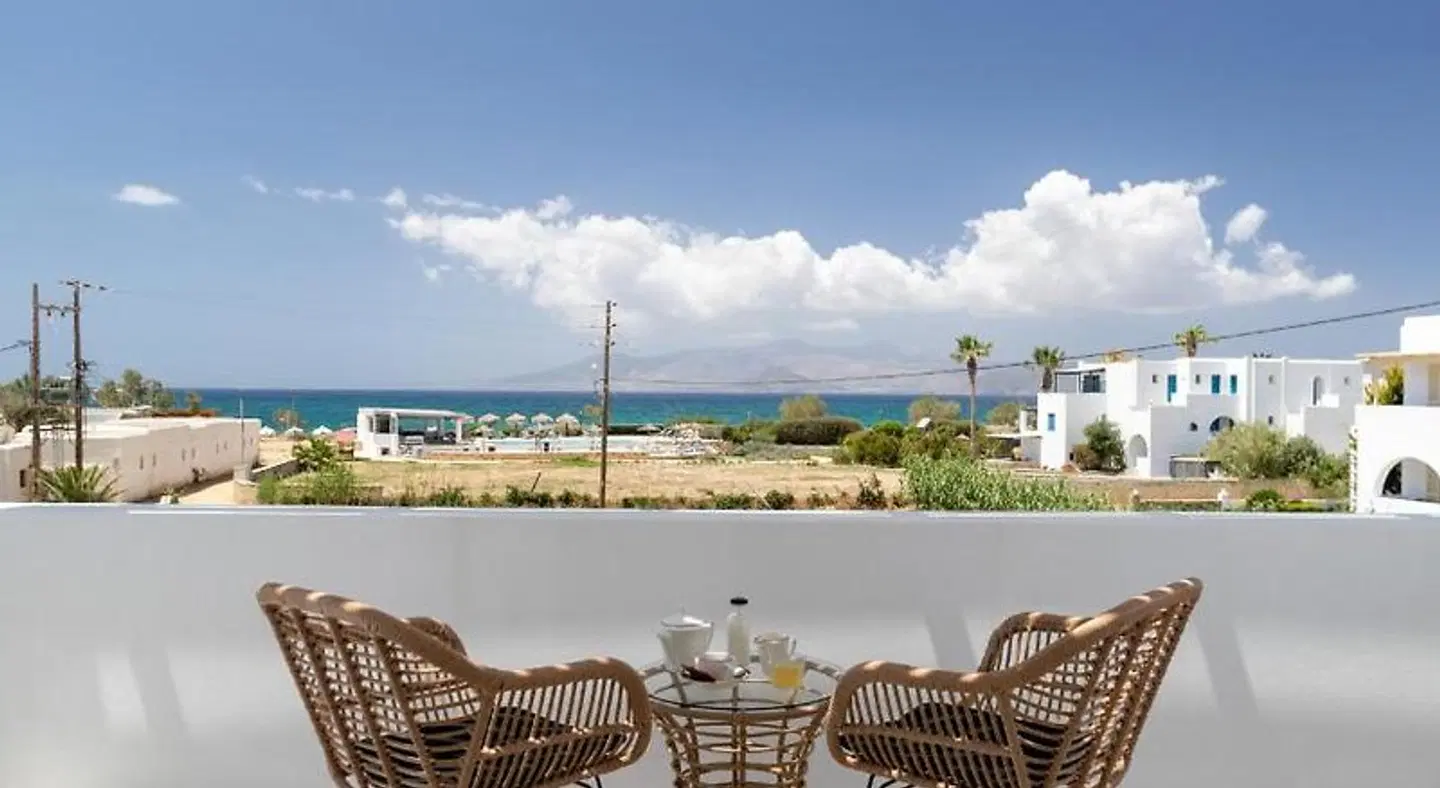 Cosmos Boutique Hotel TERRACE