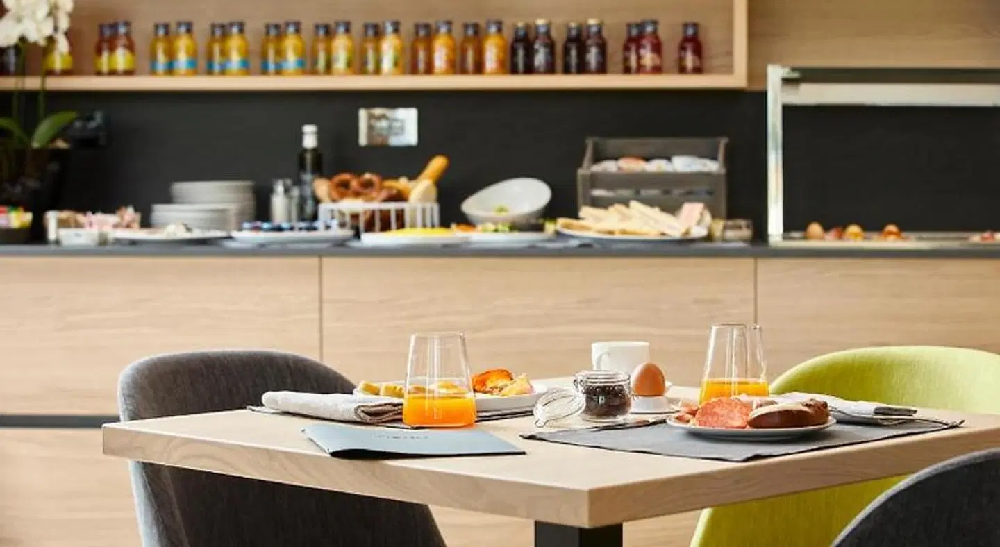 Nodo Hotel RESTAURANT