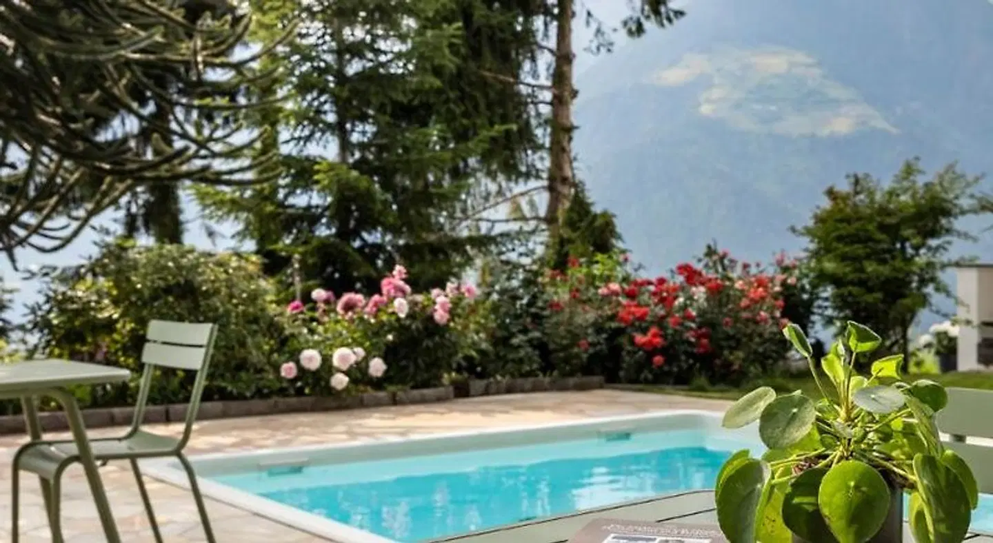 Michael Am Waal OUTDOOR_POOL