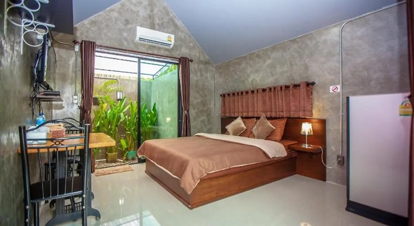 BR2 House Resort ROOM_EXAMPLE