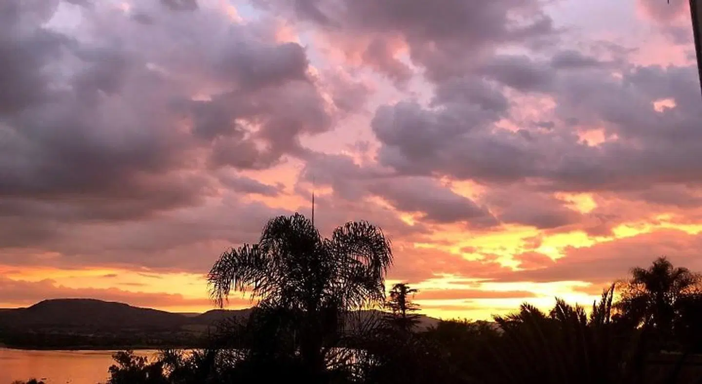 Kosmos Lodge LANDSCAPE