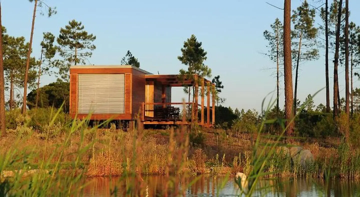 Cocoon Eco Design Lodges EXTERIOR