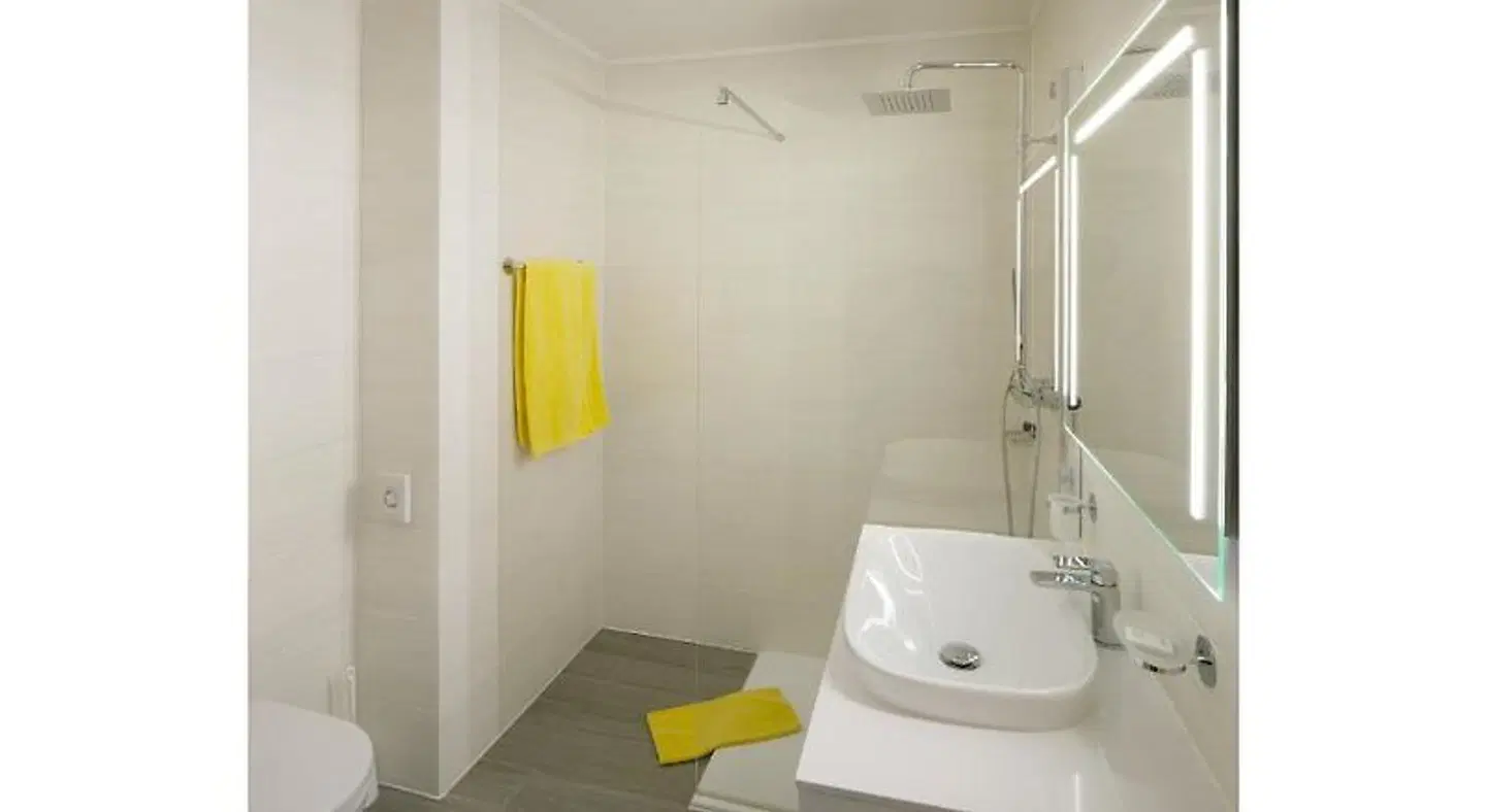 Aparthotel Al Lago BATHROOM